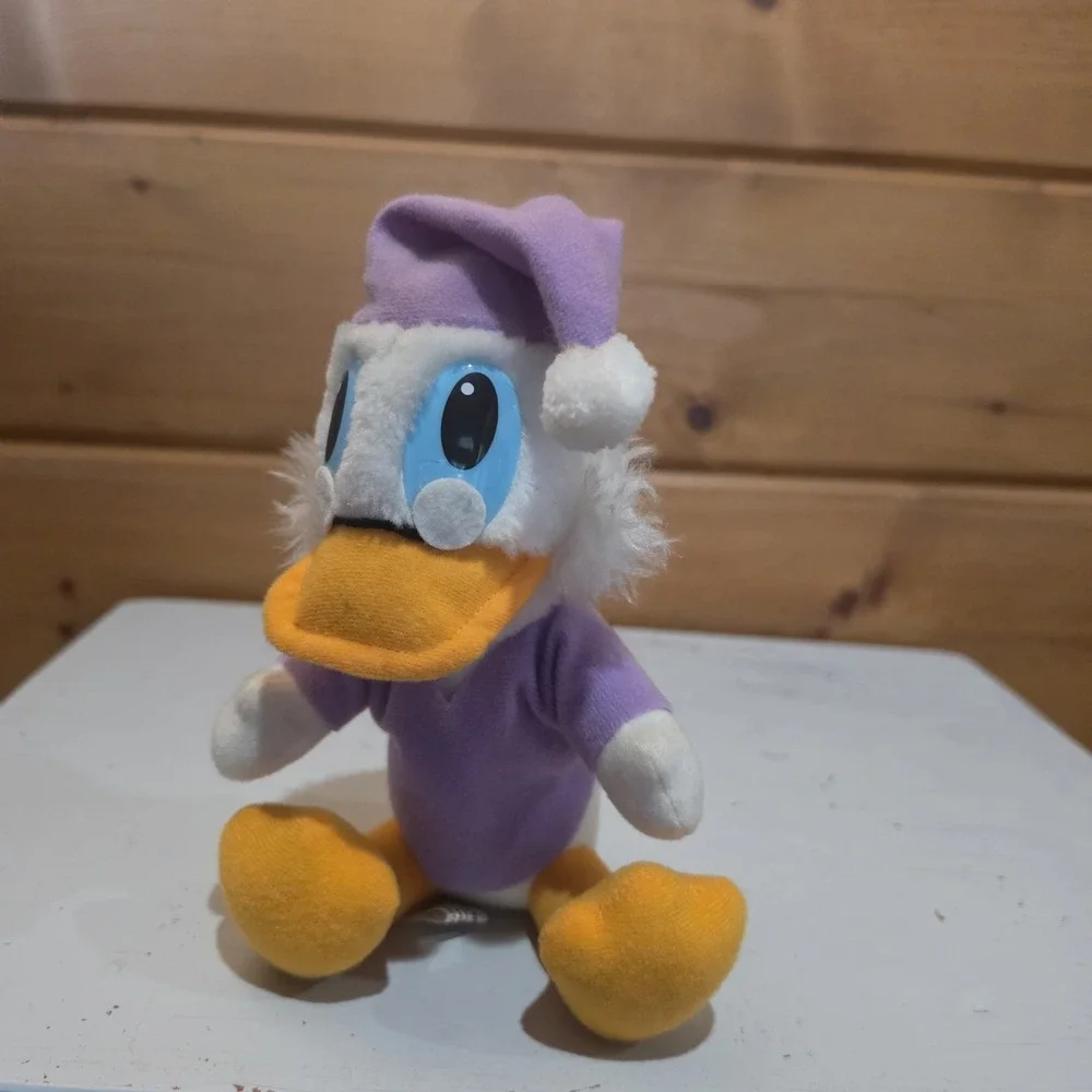 Lot of 4 Vintage Disney 8